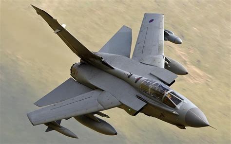 tornado jet fighter